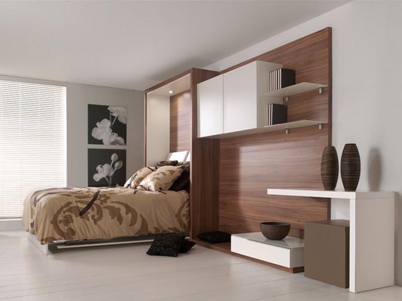 giuong ngu thong minh voi ke trang tri